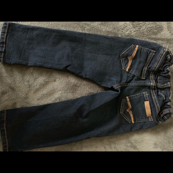 Toddler size 3t boys jeans - Picture 2 of 2